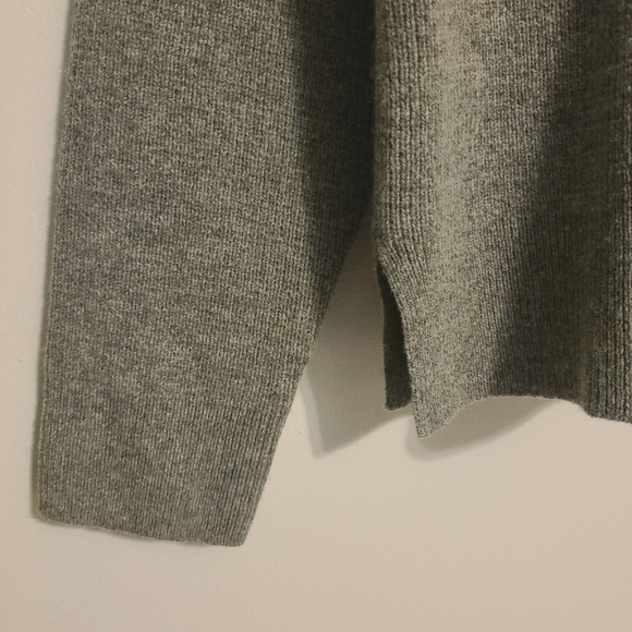 Madewell | Women's Gray 100% Wool Drawstring Lace Up Neck Sweater (Size Small) - Picture 8 of 12